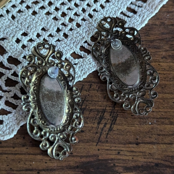 🌺3/$15🌺Beautiful Vintage a confirm - Picture 4 of 8